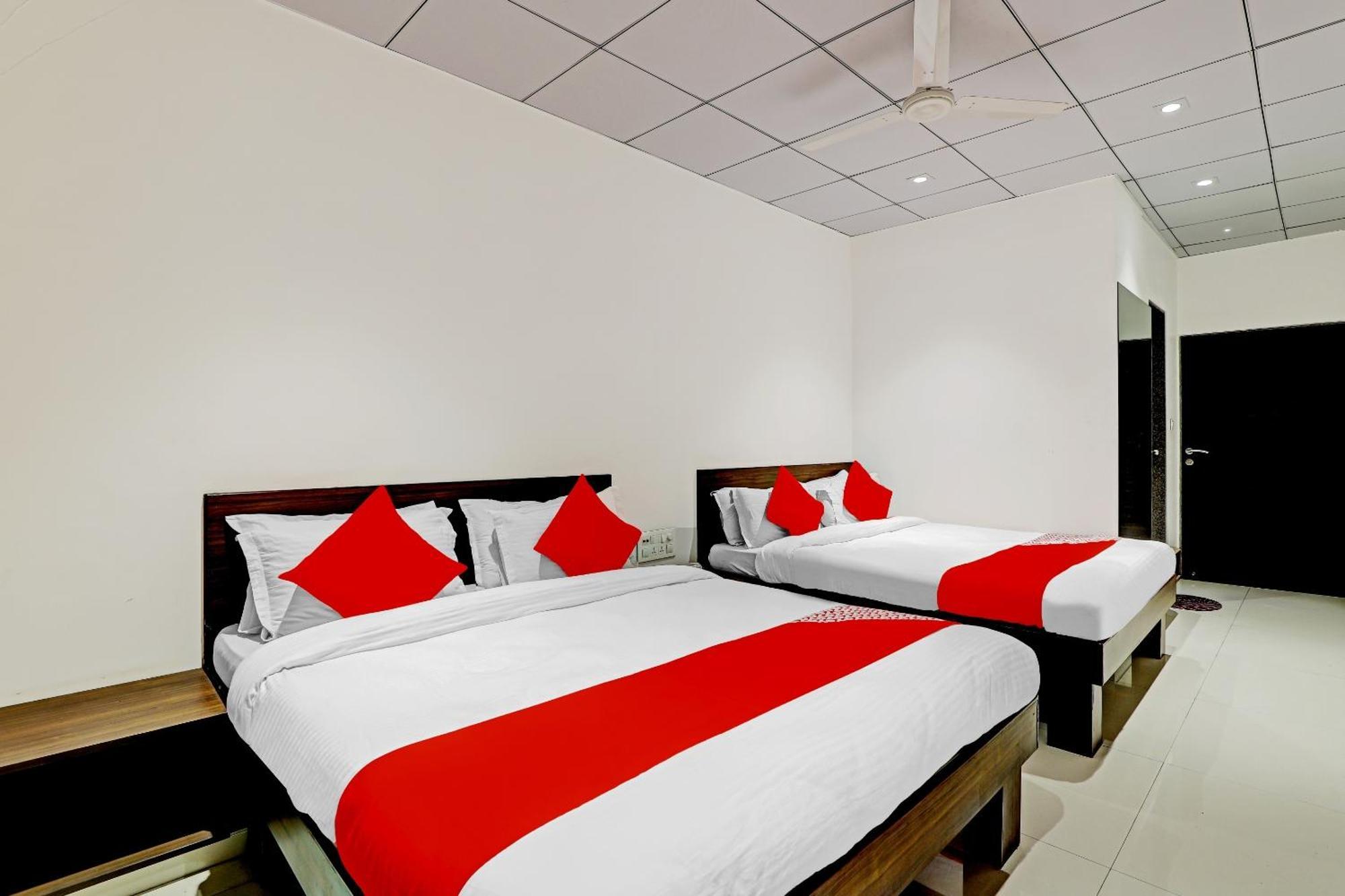 Hotel O Rishta And Jahan Banquet And Rooms Bhatha Exteriör bild